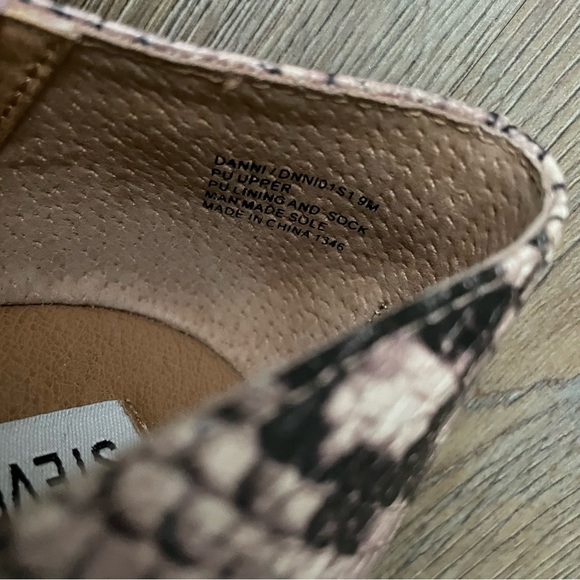 Steve Madden Danny Faux Leather Sand Python Ballerina Flats Size 9 - Picture 6 of 16